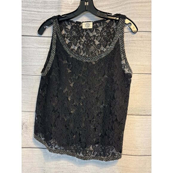 Tree of Life Lace Sleeveless Top With Chain Detail Size M - Picture 1 of 3